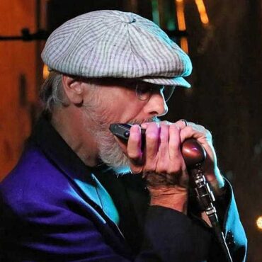 CharlieBarath_COL03-800×596