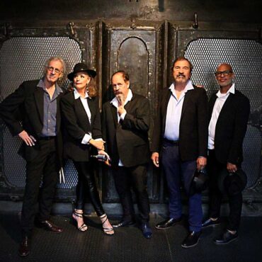 RecklessAndBlue_COL02-800×818